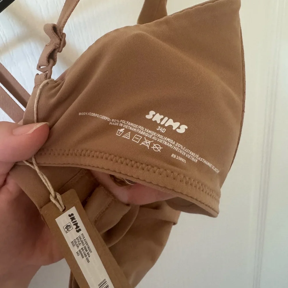 Skims Demi-Bra - Picture 3 of 4